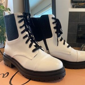 White Steve Madden Circus combat boots - NEW